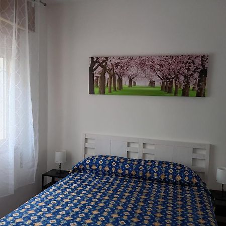 Bilocale Kenya Apartment Каорле Екстериор снимка