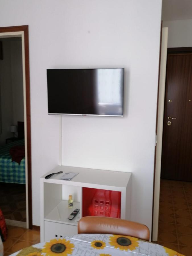 Bilocale Kenya Apartment Каорле Екстериор снимка