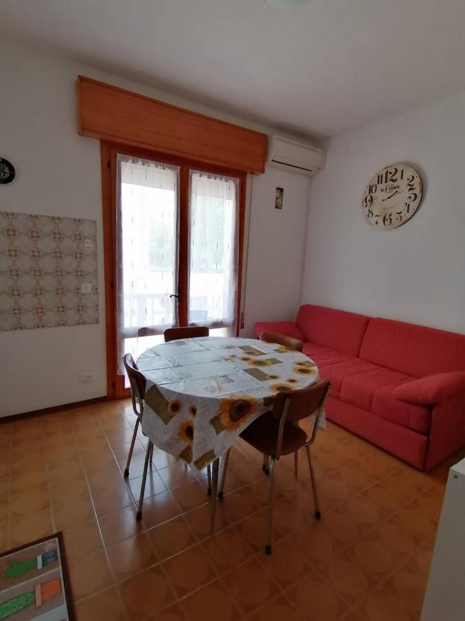 Bilocale Kenya Apartment Каорле Екстериор снимка